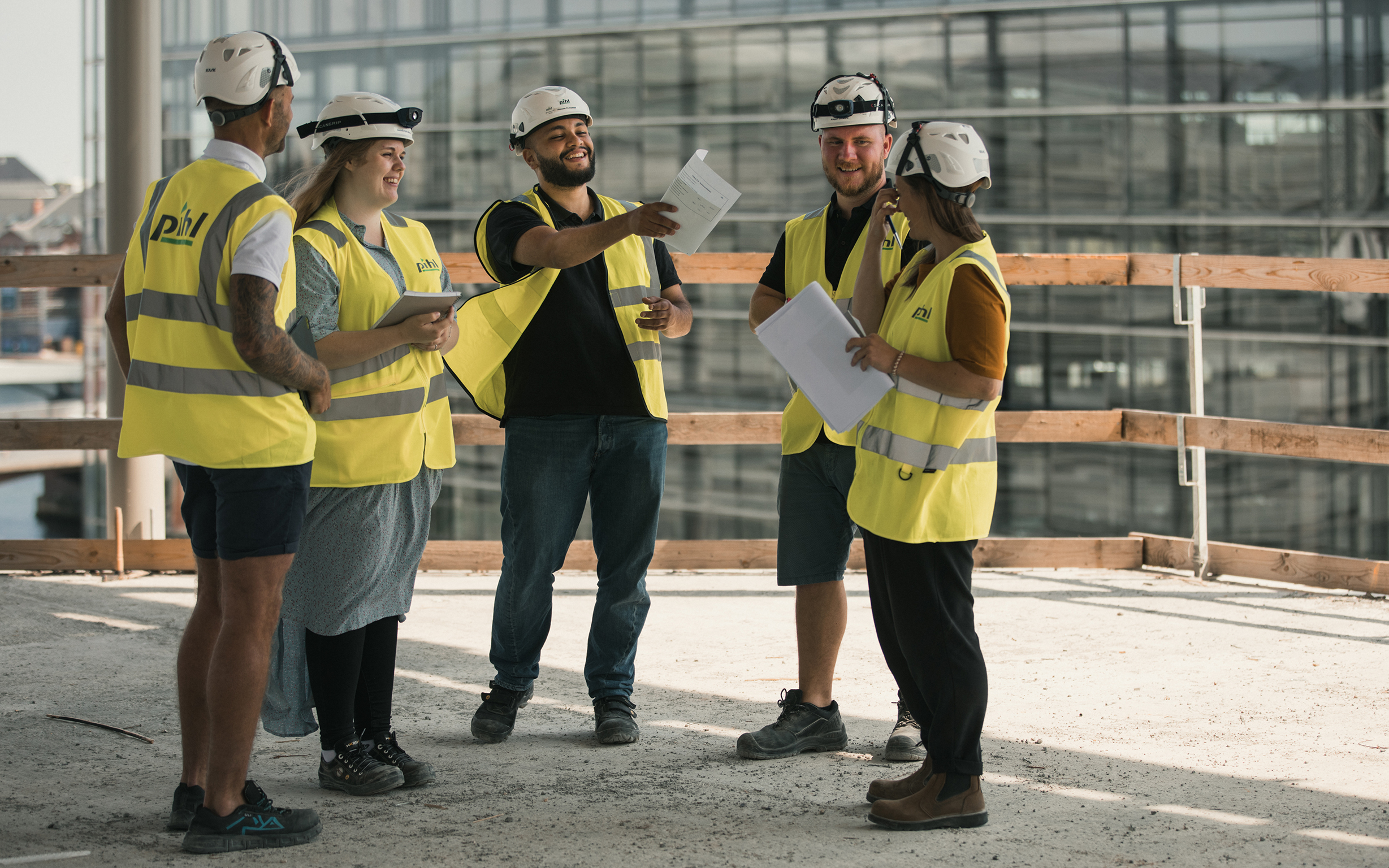 Vi står sammen, for sammen er vi stærkest