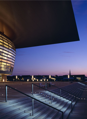 Image and text grid 2.